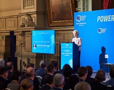 Przewodnicząca KE Ursula von der Leyen na konferencji EDA