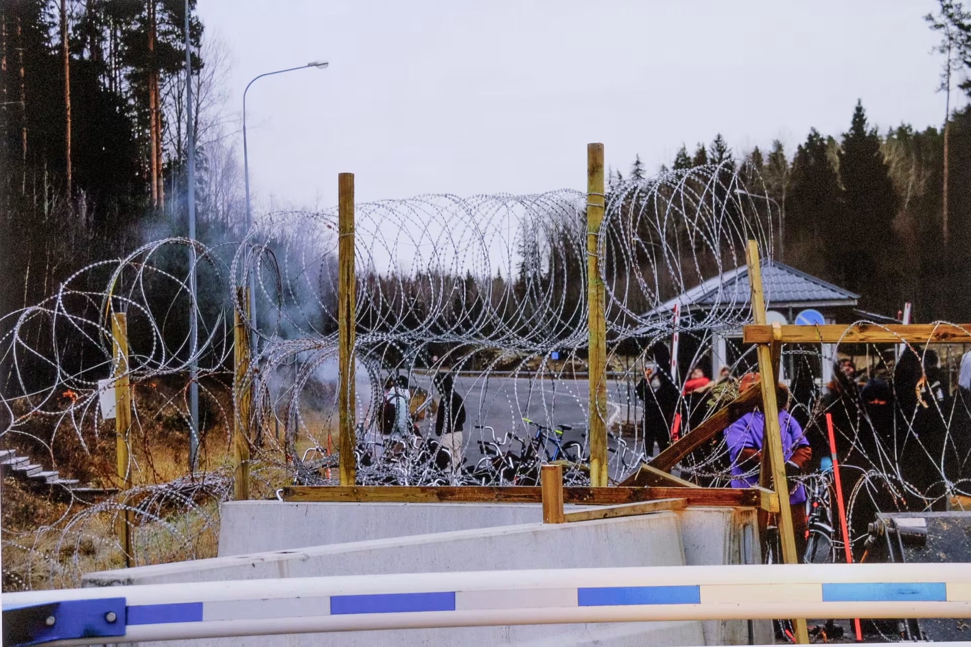 Fińskie służby ostrzegają. Rosjanie werbują szpiegów wśród migrantów
