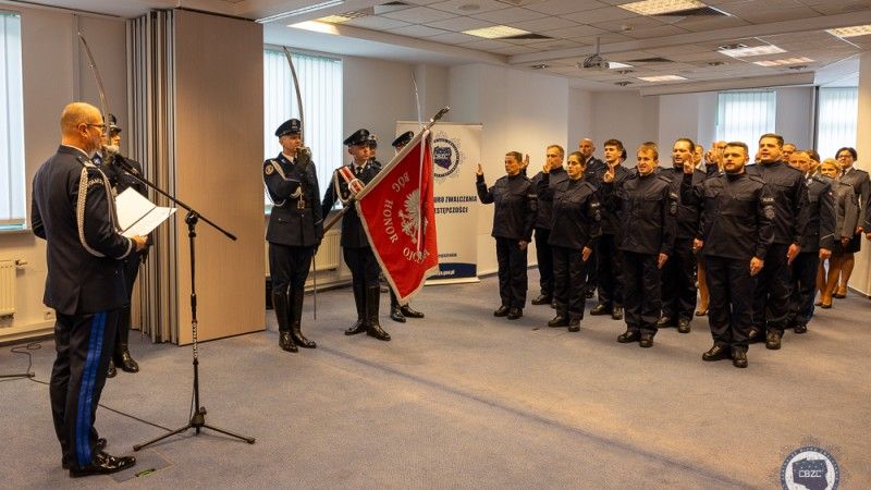 polska policja nowi policjanci CBZC