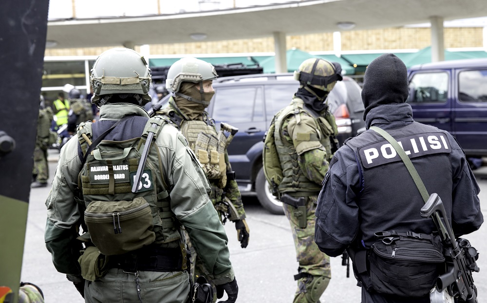 Presja migracyjna to część rosyjskiego "arsenału". Co zrobi Zachód?