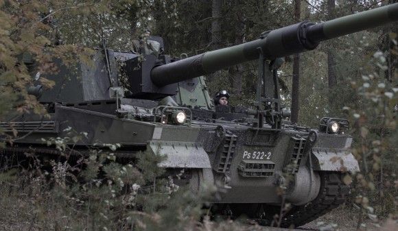 Fińska armatohaubica samobieżna K9FIN Moukari.