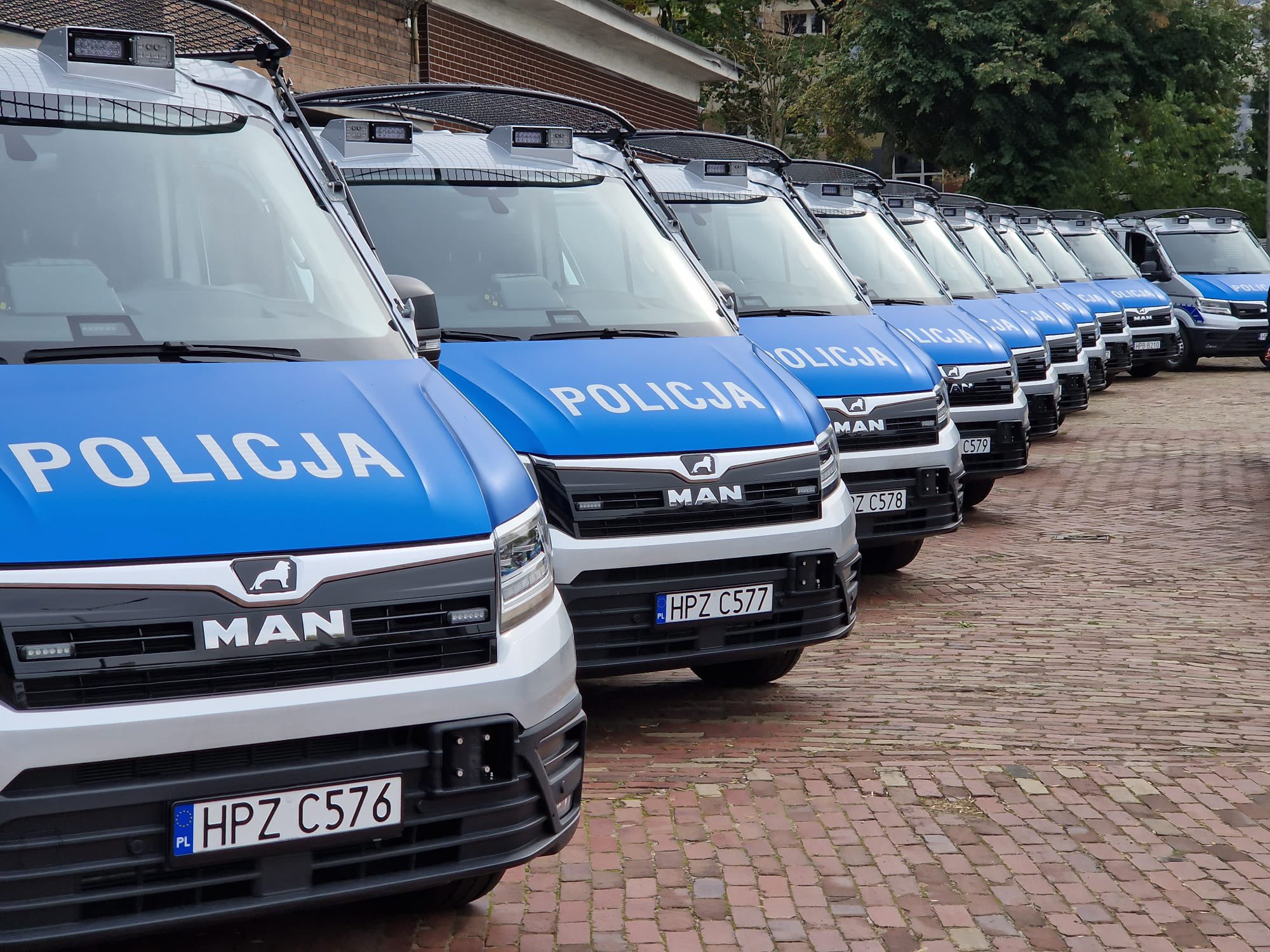 Kraków: policjanci uratowali 37-latkę