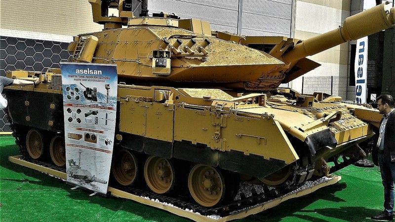 Zmodernizowany czołg podstawowy M60T1.