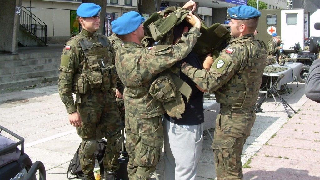 Środowy przegląd mediów; Pobór do wojska w Polsce po porażce Ukrainy w wojnie z Rosją?; Ukraina już tylko się broni