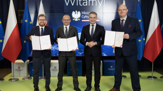 Minister cyfryzacji wraz z wiceministrami