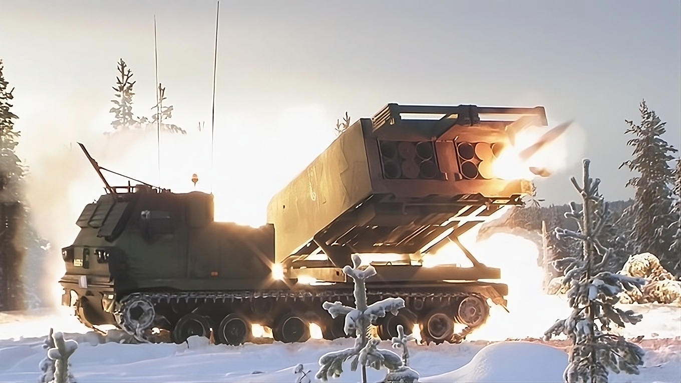 Finlandia modernizuje gąsienicowego Boga Wojny