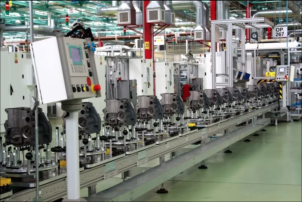 Historyczna fabryka silników w likwidacji. Stracona szansa PGZ?