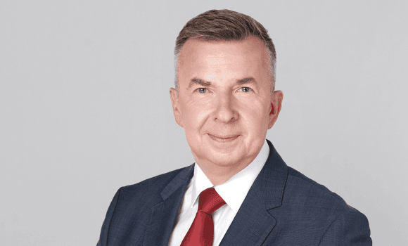 Minister nauki i szkolnictwa wyższego Dariusz Wieczorek