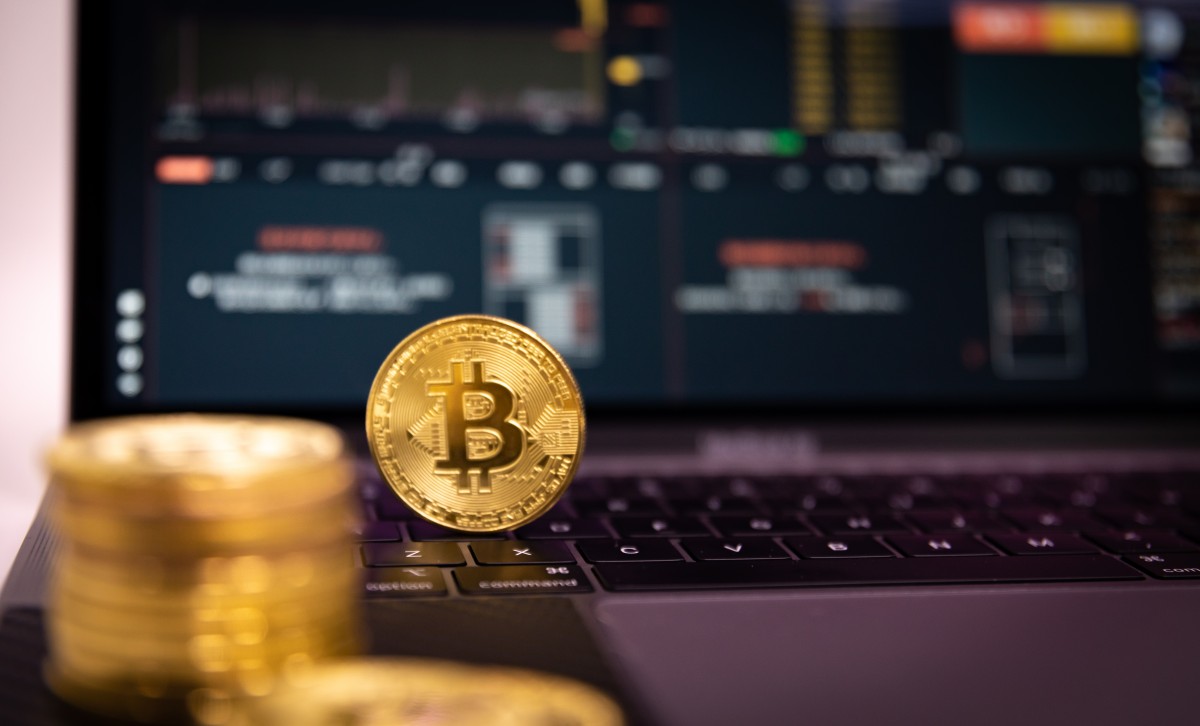 Fake news podbił kurs bitcoina