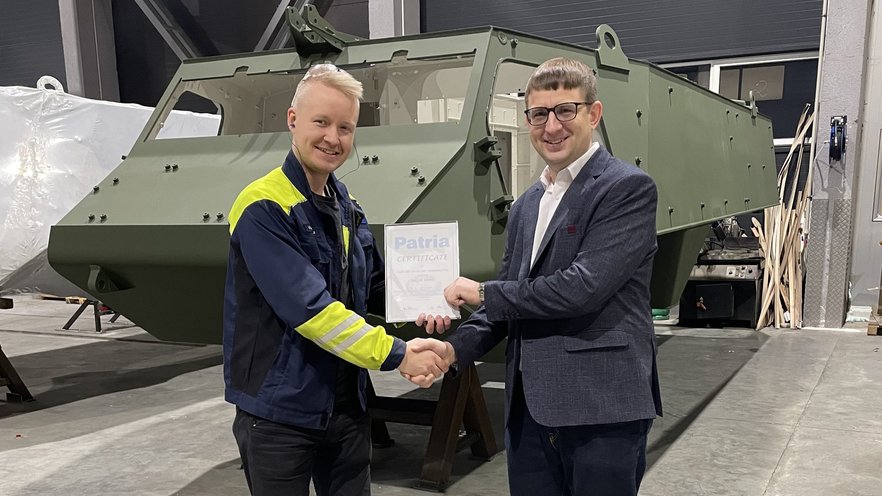 Łotwa będzie produkować kadłuby do fińskich transporterów