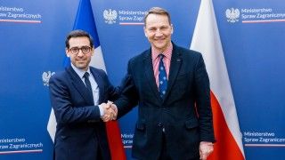 Stéphane Séjourné i Radosław Sikorski
