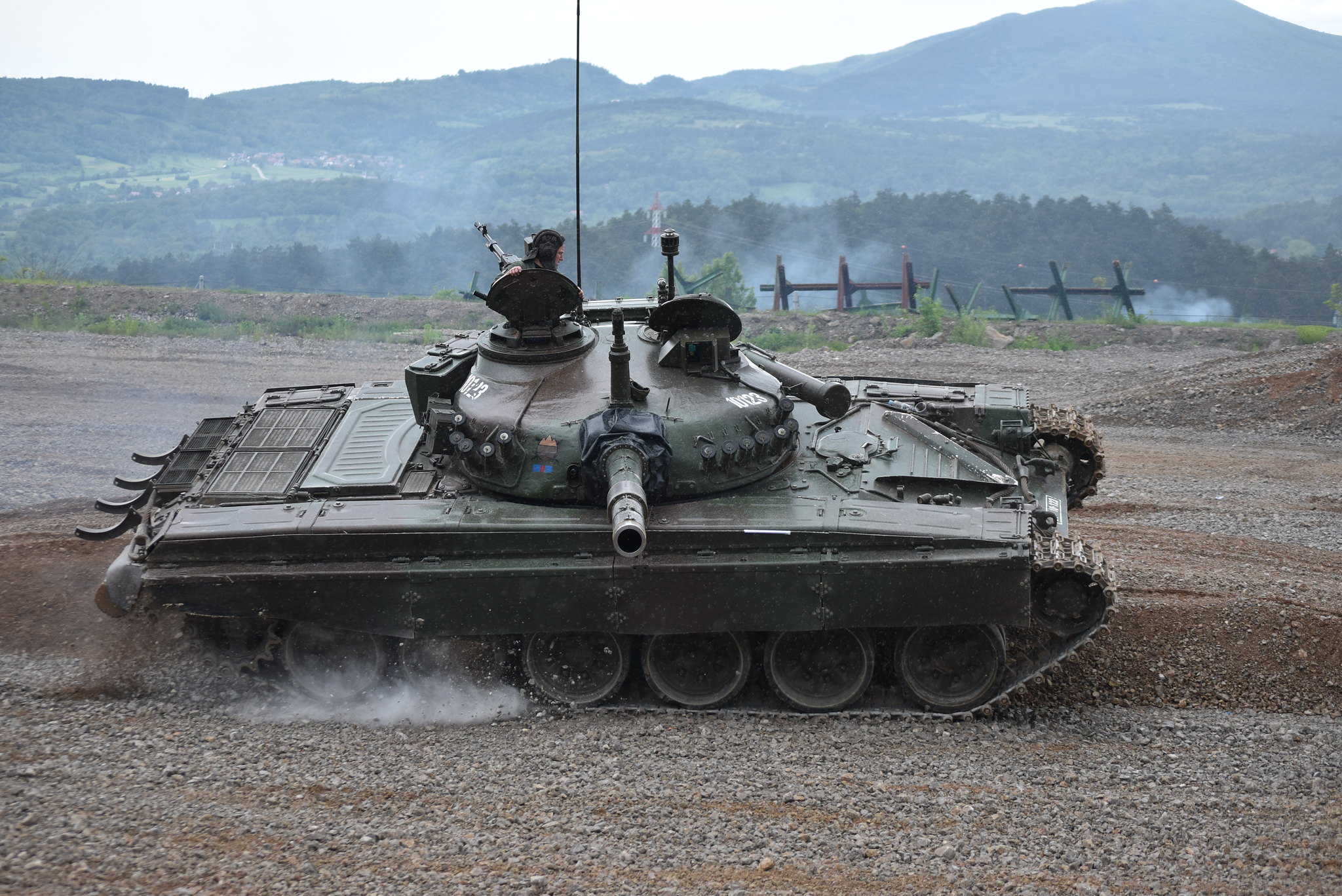 Poradzieckie czołgi dla Ukrainy wciąż dostępne [ANALIZA]