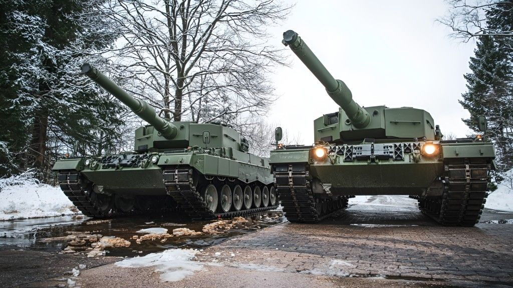 Leopardy 2A4 przeznaczone dla Ukrainy. Ich remont został sfinansowany z funduszy Holandii oraz Danii.
