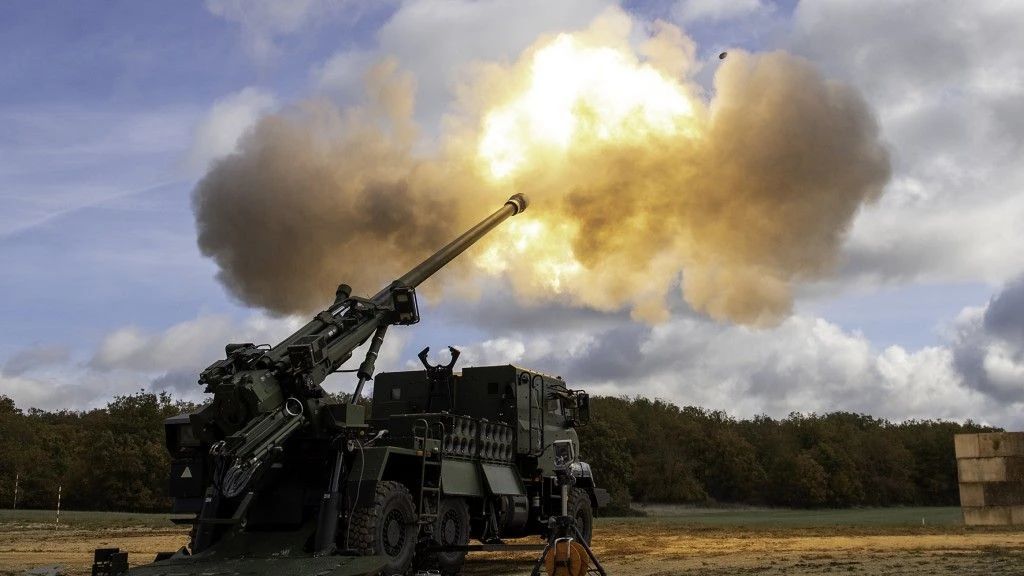 Piątkowy przegląd mediów; Francja ogłasza "koalicję artyleryjską" dla Ukrainy; Śmigłowcowa rewolucja w polskiej armii