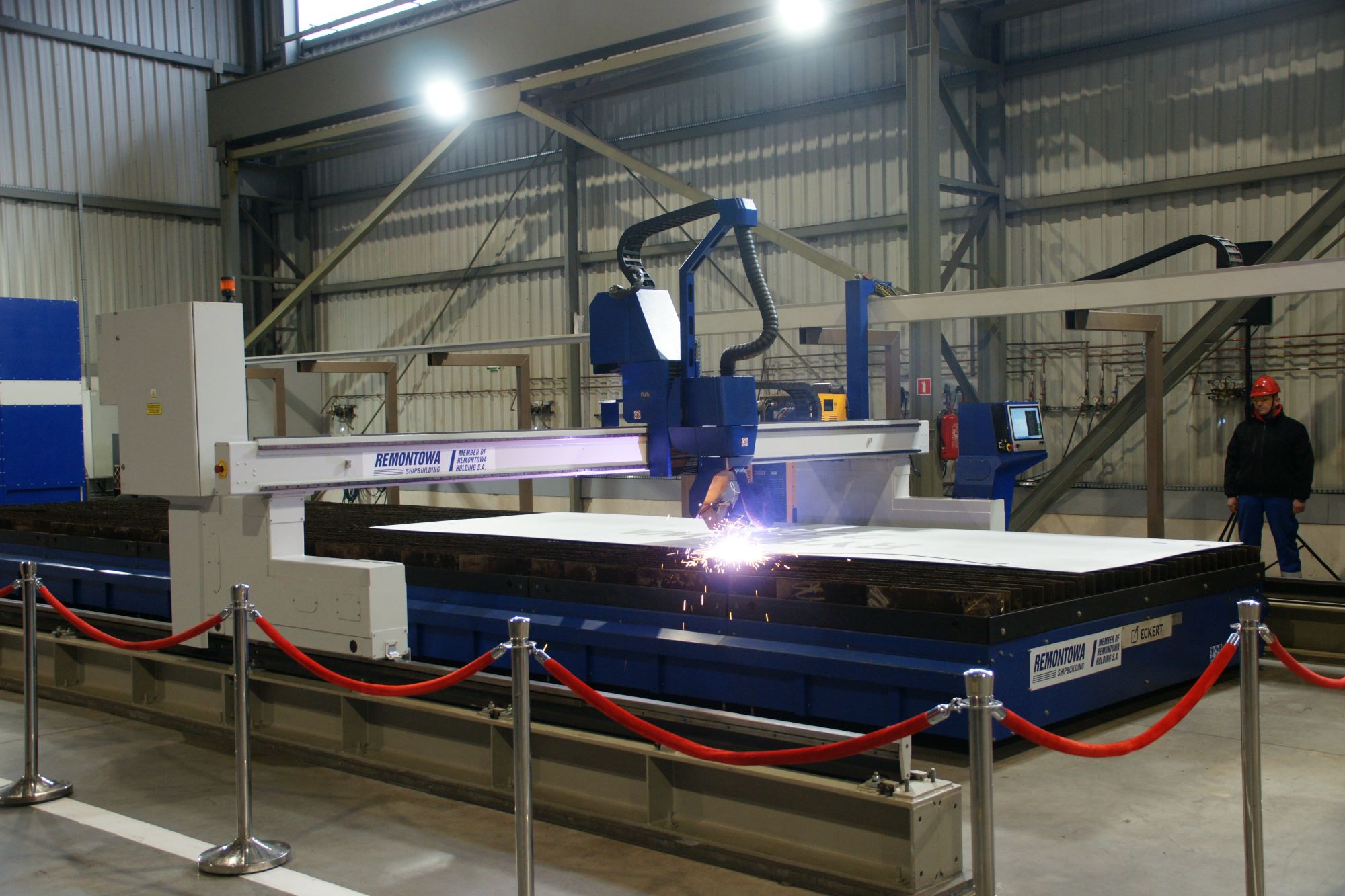 Pierwsza blacha już pocięta na piąty niszczyciel min Rybitwa [FOTO]