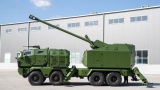 Serbska armatohaubica samobieżna o trakcji kołowej Nora-B52 M21 (NG).