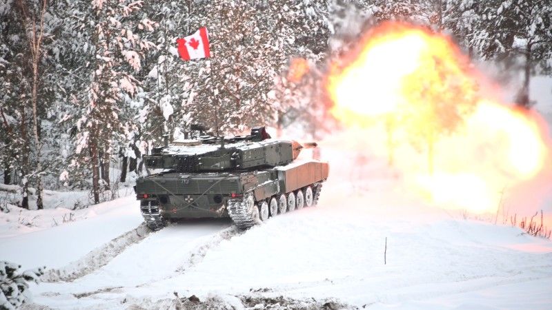 Kanadyjski Leopard 2A4M na łotewskim poligonie.