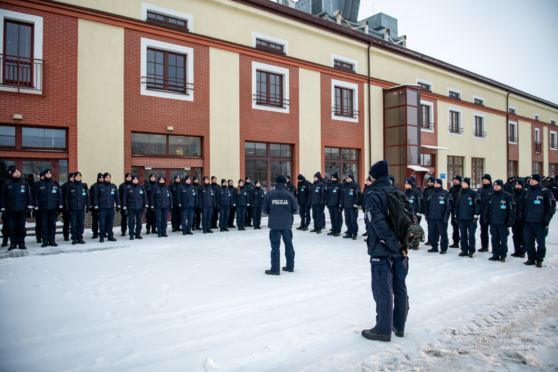 RPO: szkolenia w systemie skoszarowanym stanowią ograniczenie wolności osobistej