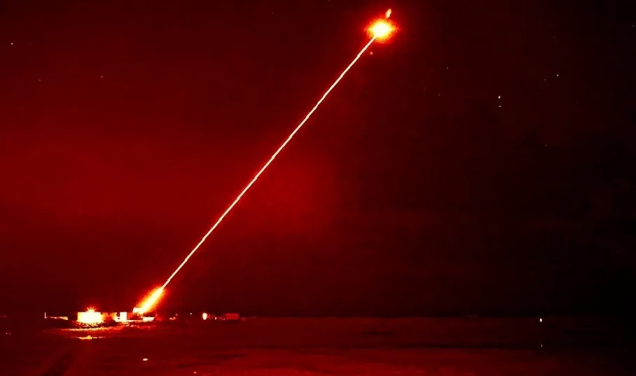 Czy działko laserowe DragonFire pojedzie na Ukrainę? [KOMENTARZ]