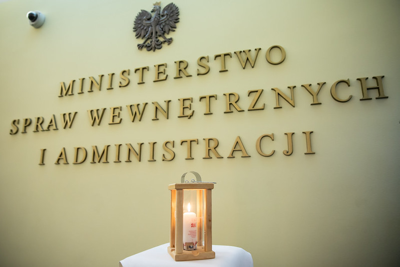 Ktoś podszywa się pod MSWiA. Wydano ostrzeżenie