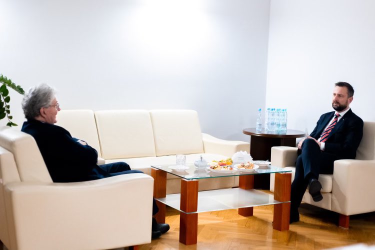 Unijny komisarz z szefem MON o zwiększeniu europejskiej produkcji obronnej