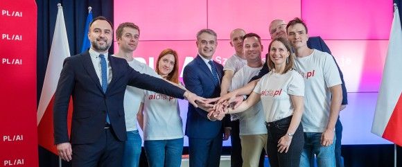 Konferencja prasowa na której ogłoszono powstanie zespołu doradczego ds. sztucznej inteligencji