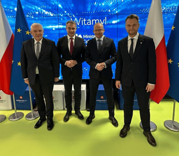 Ministrowie cyfryzacji w czasie spotkania w resorcie