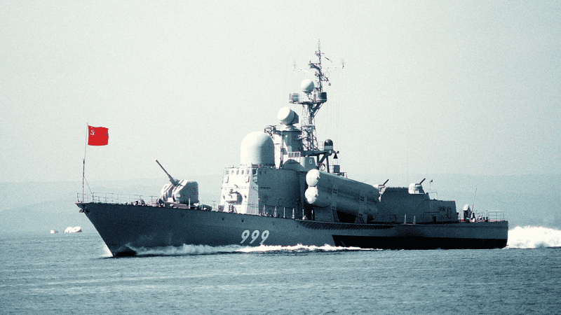 Okręt typu Mołnia (Tarantul) w latach 80.