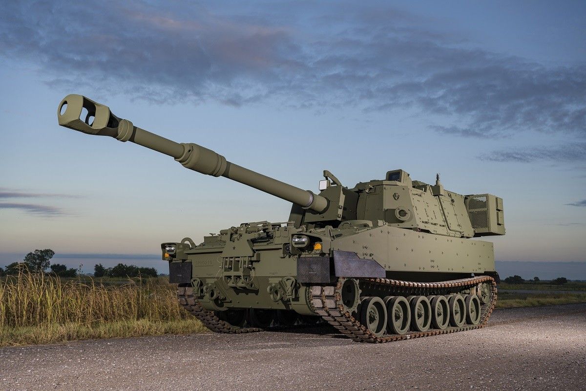 Kto wygra wielki kontrakt? US Army szuka gąsienicowych armatohaubic samobieżnych