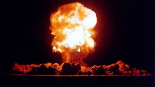 bomba atomowa grzyb atomowy