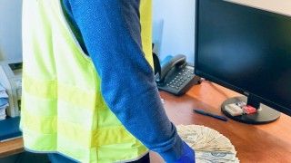 Policjanci zatrzymali oszustów, którzy stosowali metodę "na BLIK-a"