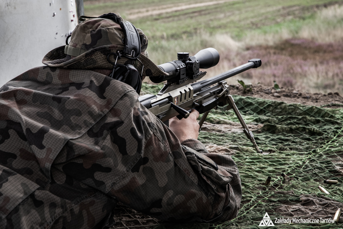 Bor-y dostarczone, pół roku przed terminem