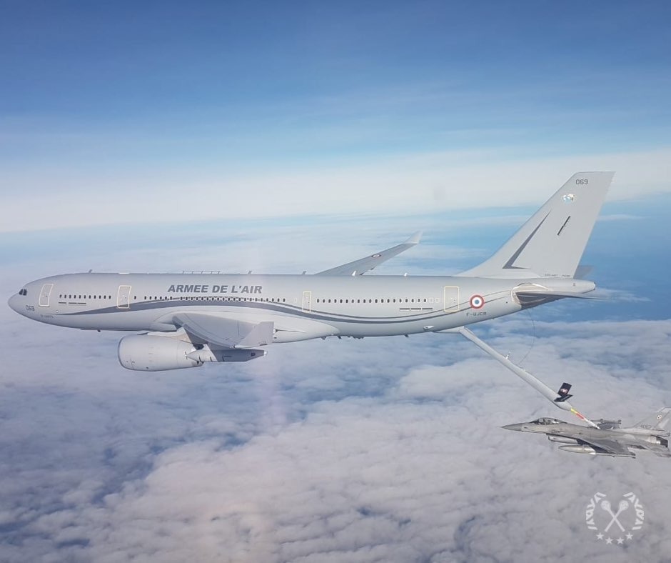 Polskie myśliwce trenowały tankowanie w locie