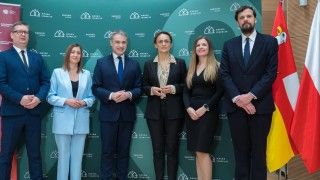 Podpisano pierwszą umowę na realizację grantu w ramach programu "Cyberbezpieczny samorząd"