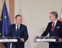 Tusk, Fiala