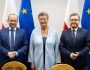 Wiceminister cyfryzacji Paweł Olszewski (pierwszy z lewej)