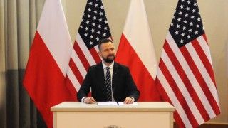 Wicepremier, szef MON Władysław Kosiniak-Kamysz podpisał umowę na IBCS dla II fazy programu Wisła i porgram Narew