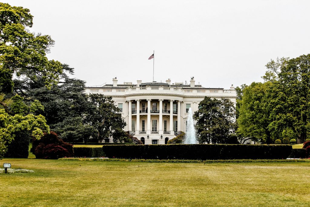 USA: zakaz masowej sprzedaży danych do Chin i Rosji. Historyczny ruch Bidena