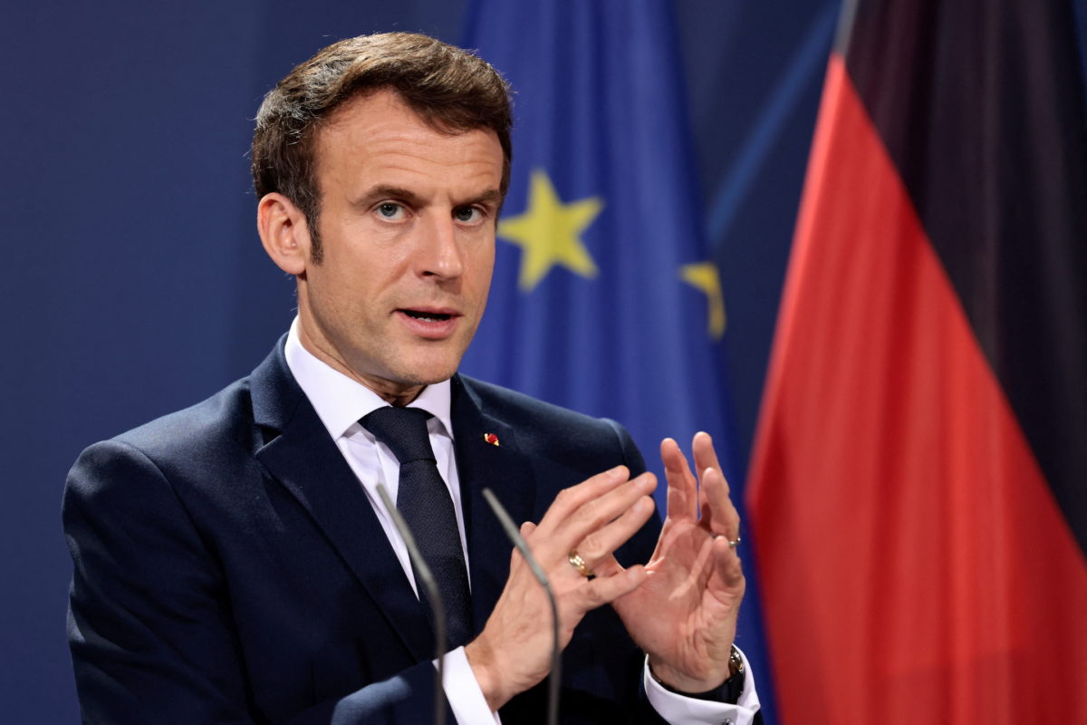 Bloomberg: Macron wants to lead EU abroad  policy, not everyone accepts it