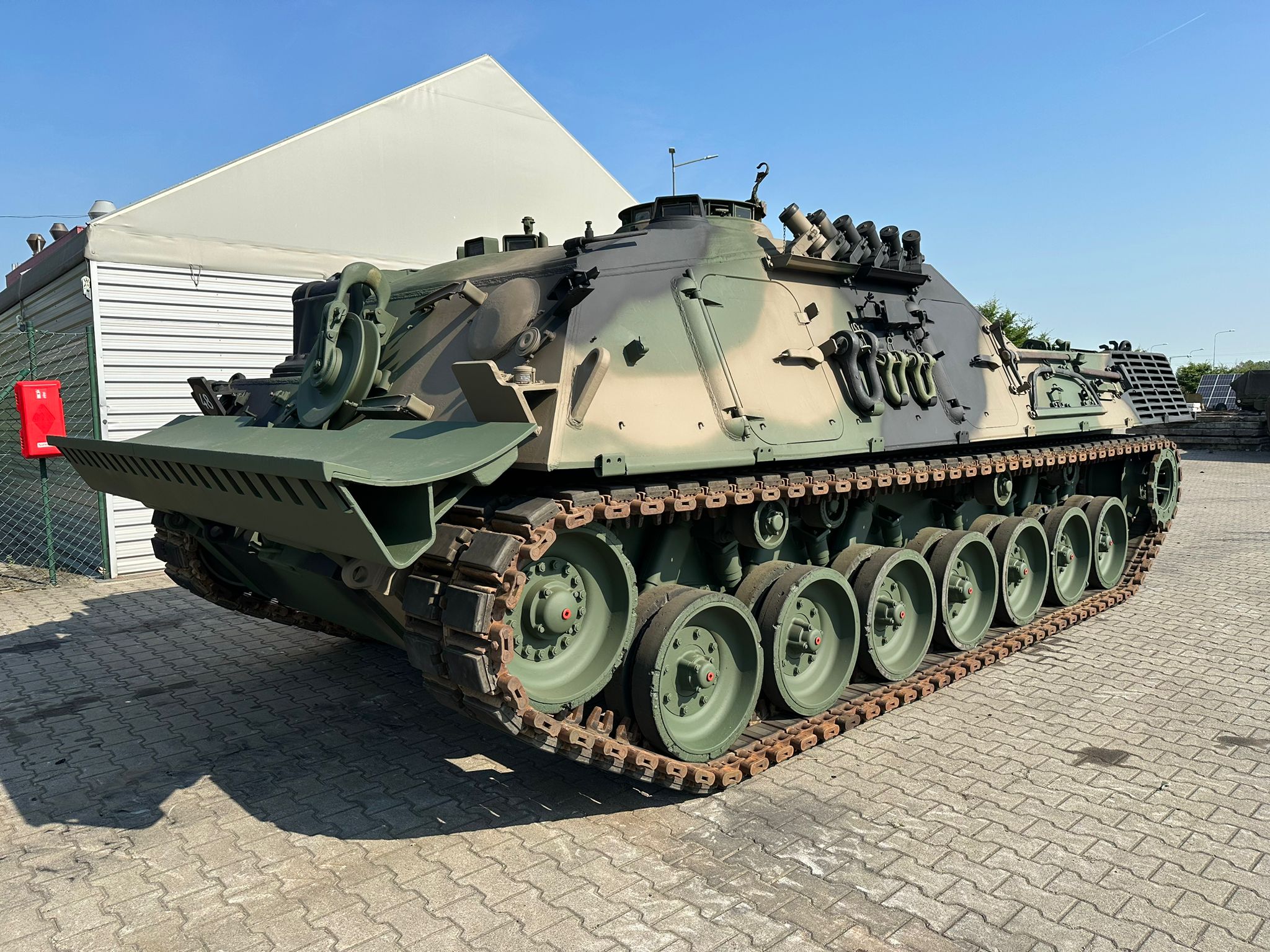 Polish masking paints with certificate