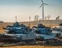 Należące do 1 Warszawskiej Brygady Pancernej czołgi M1A1 Abrams na ćwiczeniach Dragon-24.