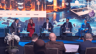 W ramach Forum Gospodarczego Time odbyła się we wtorek debata "Cyberbezpieczeństwo – jak wdrożyć NIS2 i CRA?", której moderatorem był Jacek Łęgiewicz, dyrektor ds. komunikacji publicznej w Samsung Electronics Polska.