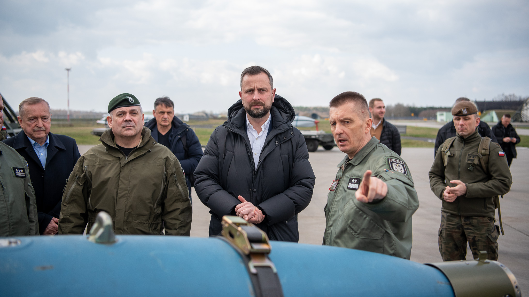 Szef MON: nowy system motywacyjny w Siłach Powietrznych