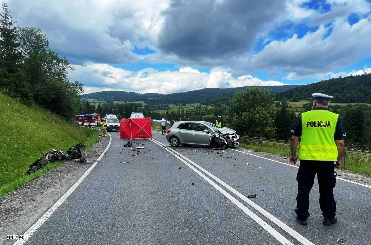 Policja podsumowała zeszły rok na drogach. "Sukcesywne spadki liczb"