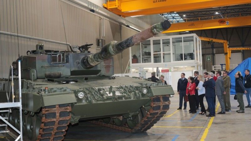 Hiszpański Leopard 2A4.