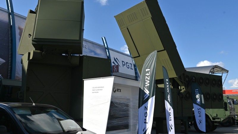 Makieta radaru LTAMDS prezentowana na targach MSPO 2023 w Kielcach