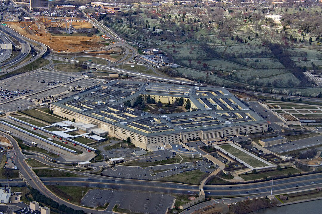 Pentagon opublikował pierwszą strategię cyberbezpieczeństwa dla przemysłu obronnego