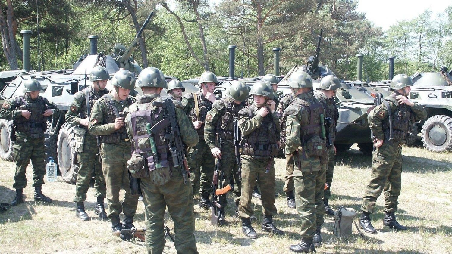 Środowy przegląd mediów; Wiosenny pobór w Rosji; Niewiadów chce produkować amunicję