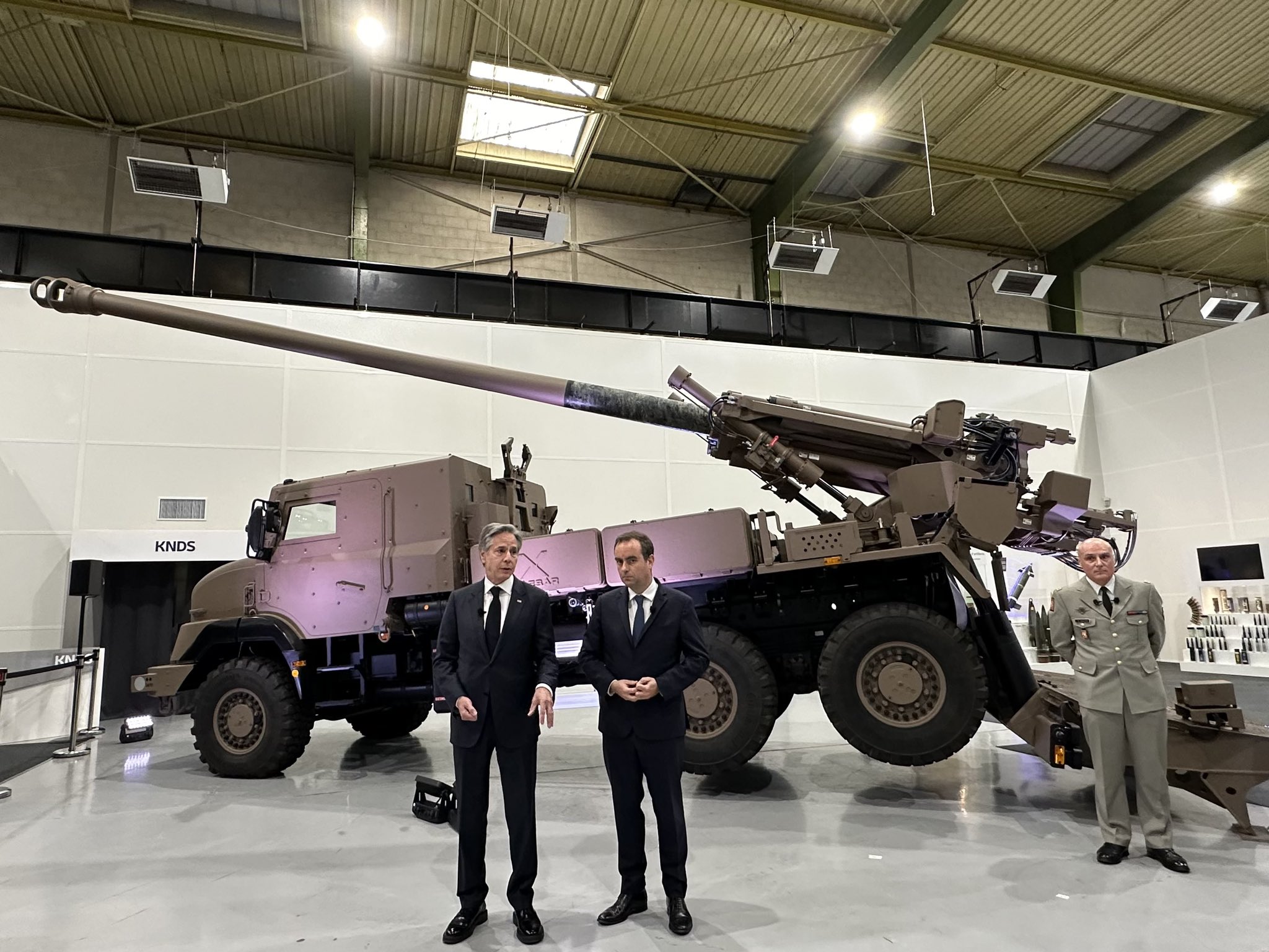 France wants to double artillery production