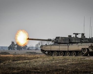 Polski czołg K2 Black Panther należący do 20 Bartoszyckiej Brygady Zmechanizowanej na poligonie w Orzyszu.